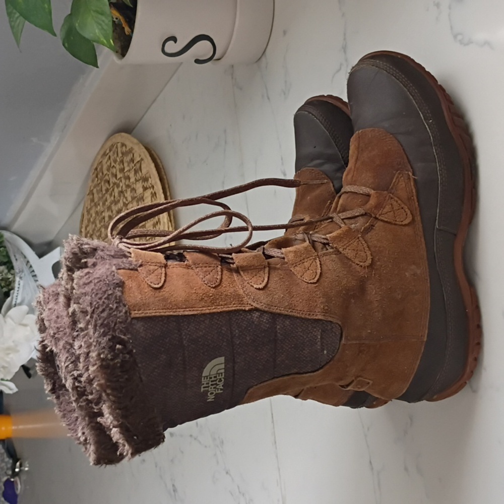 THE NORTH FACE WATERPROOF Women's Brown Winter Boots